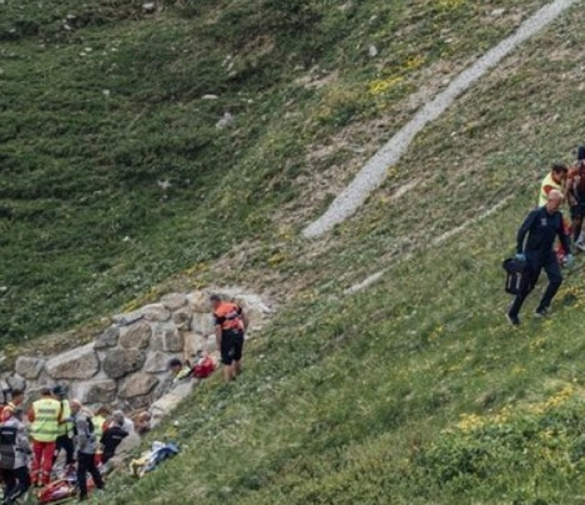 Giro di Svizzera incidente choc morte il 26enne Gino Mader