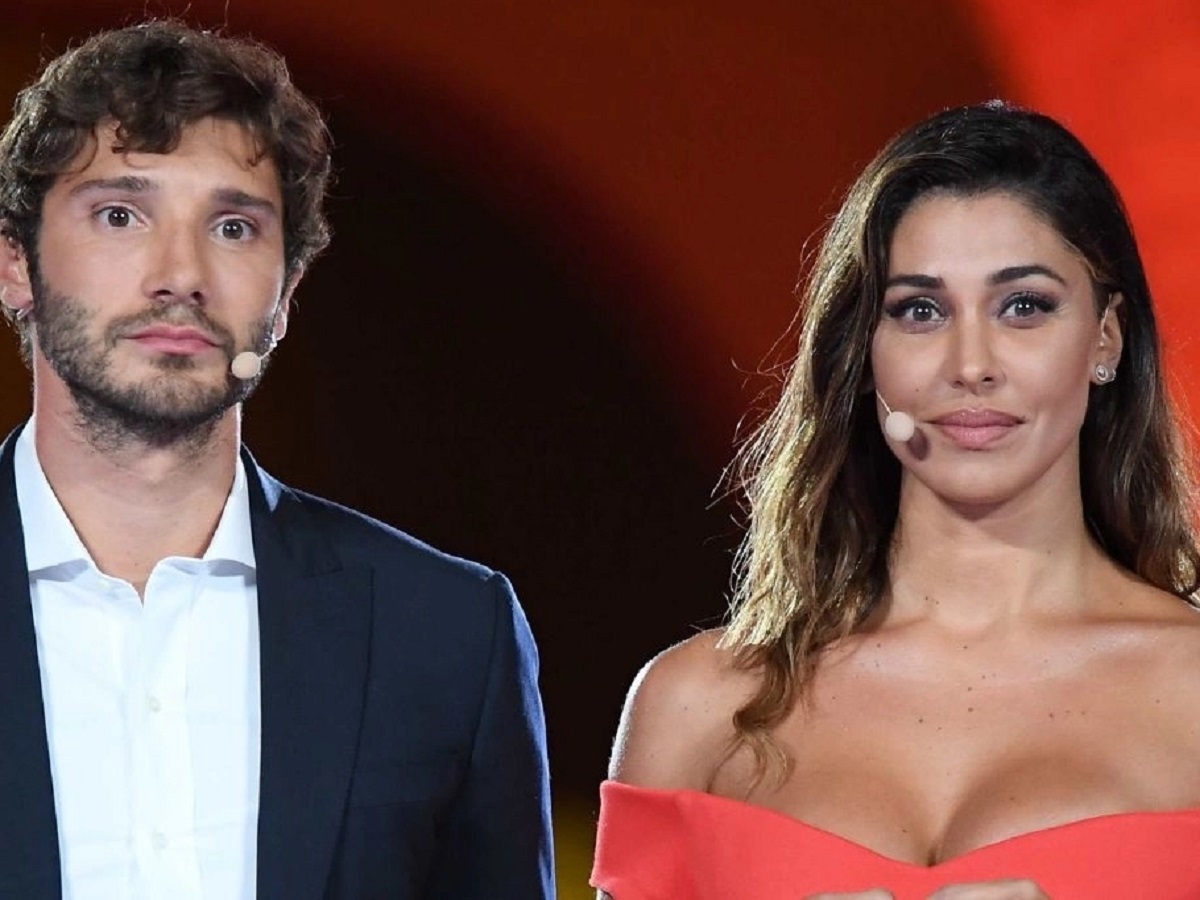 Belen Rodriguez, su Chi la foto del bacio con Elio Lorenzoni