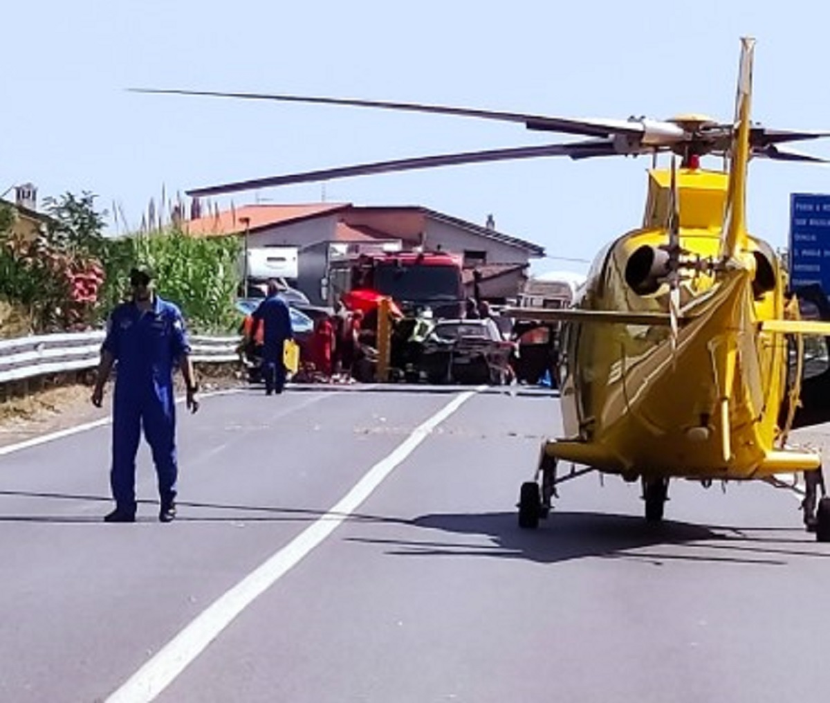 Tortora, grave incidente stradale: un morto e cinque feriti 