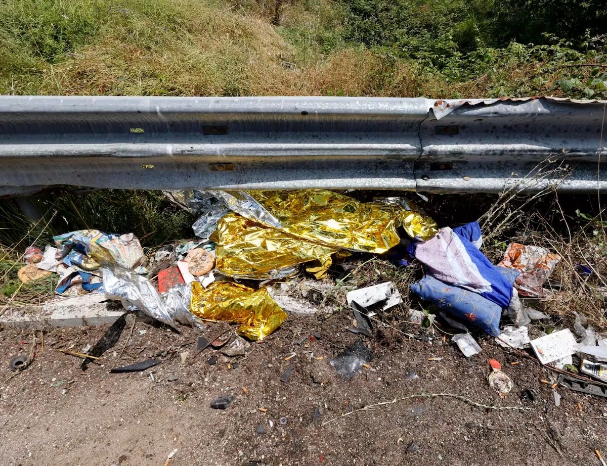 Roma, suv 5 ragazzi incidente morta una donna