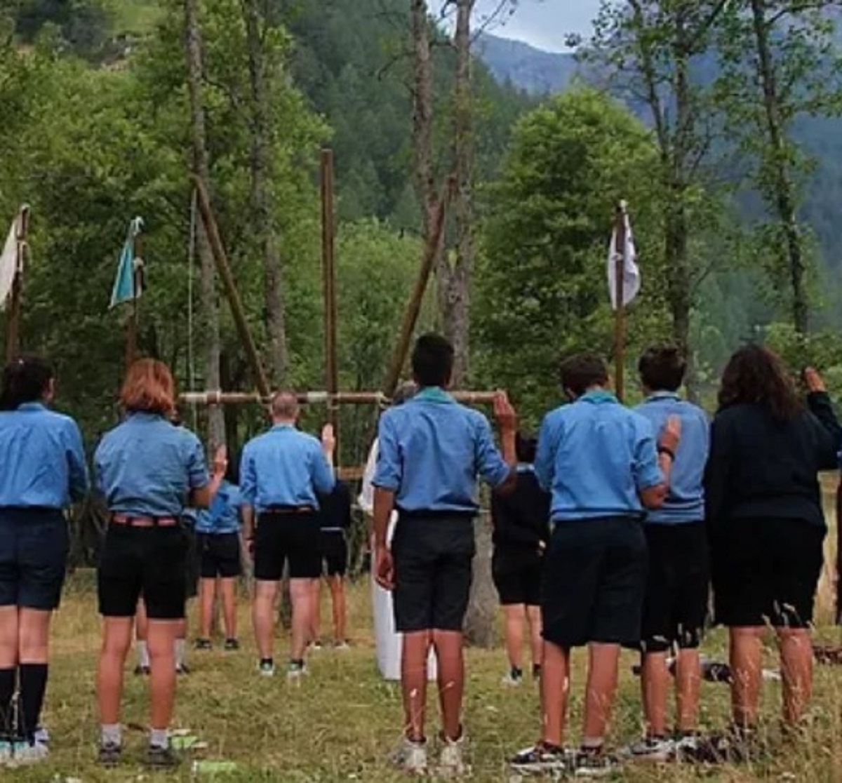 Abruzzo trenta scout intossicati durante un campo estivo 