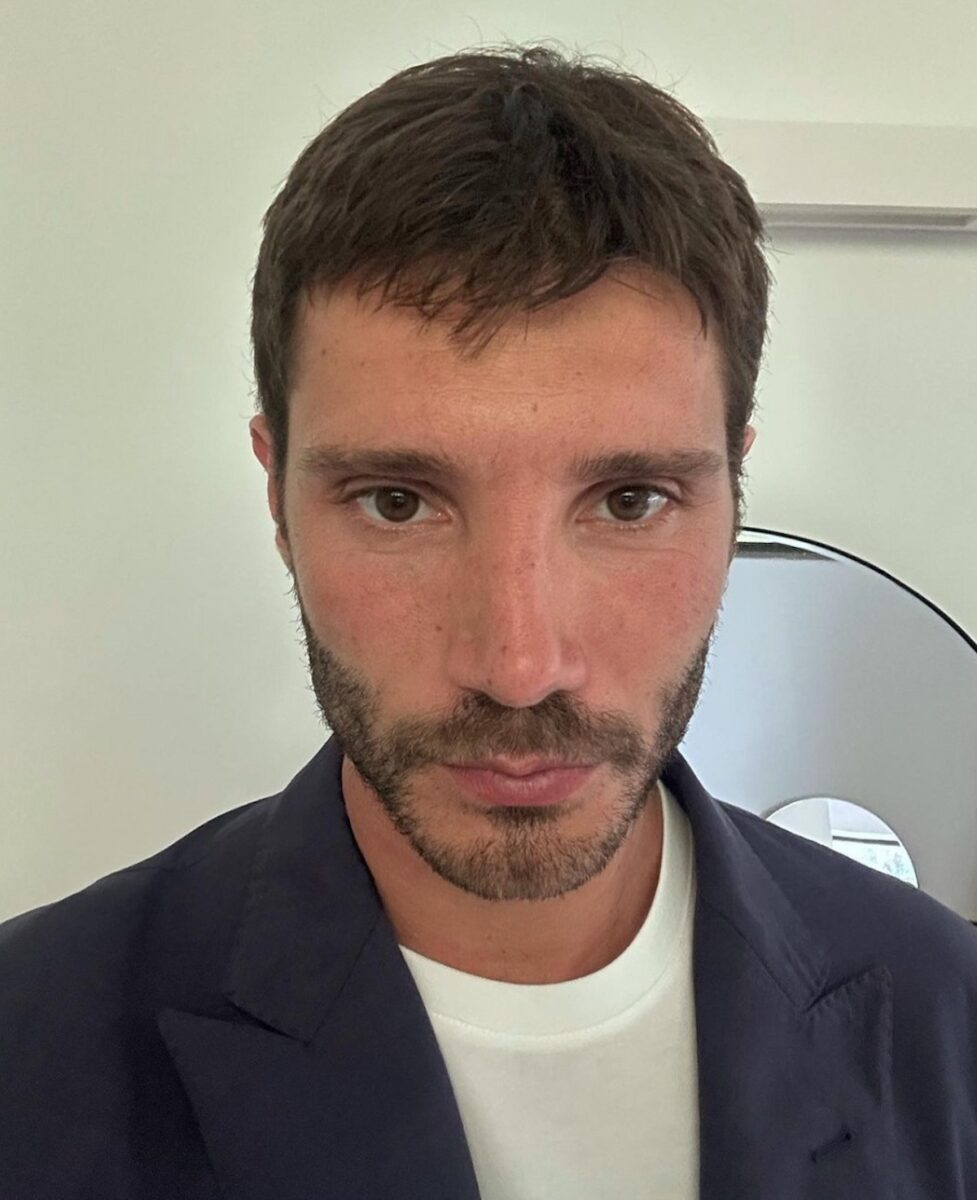 Stefano De Martino furioso con Belen Rodriguez dopo l'addio