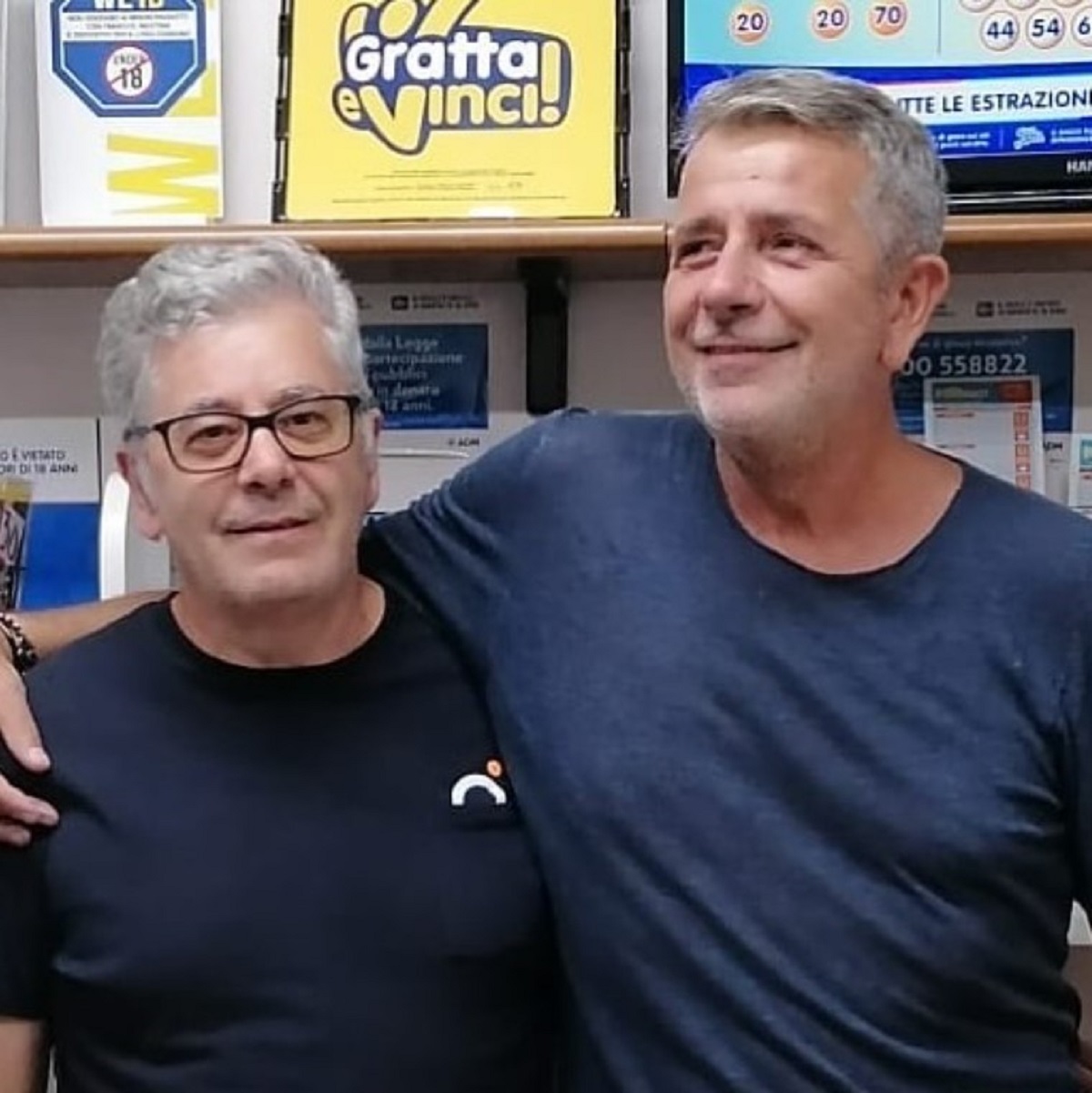Zona Bianca il conduttore Giuseppe Brindisi dimagrito di dieci chili merito della dieta 