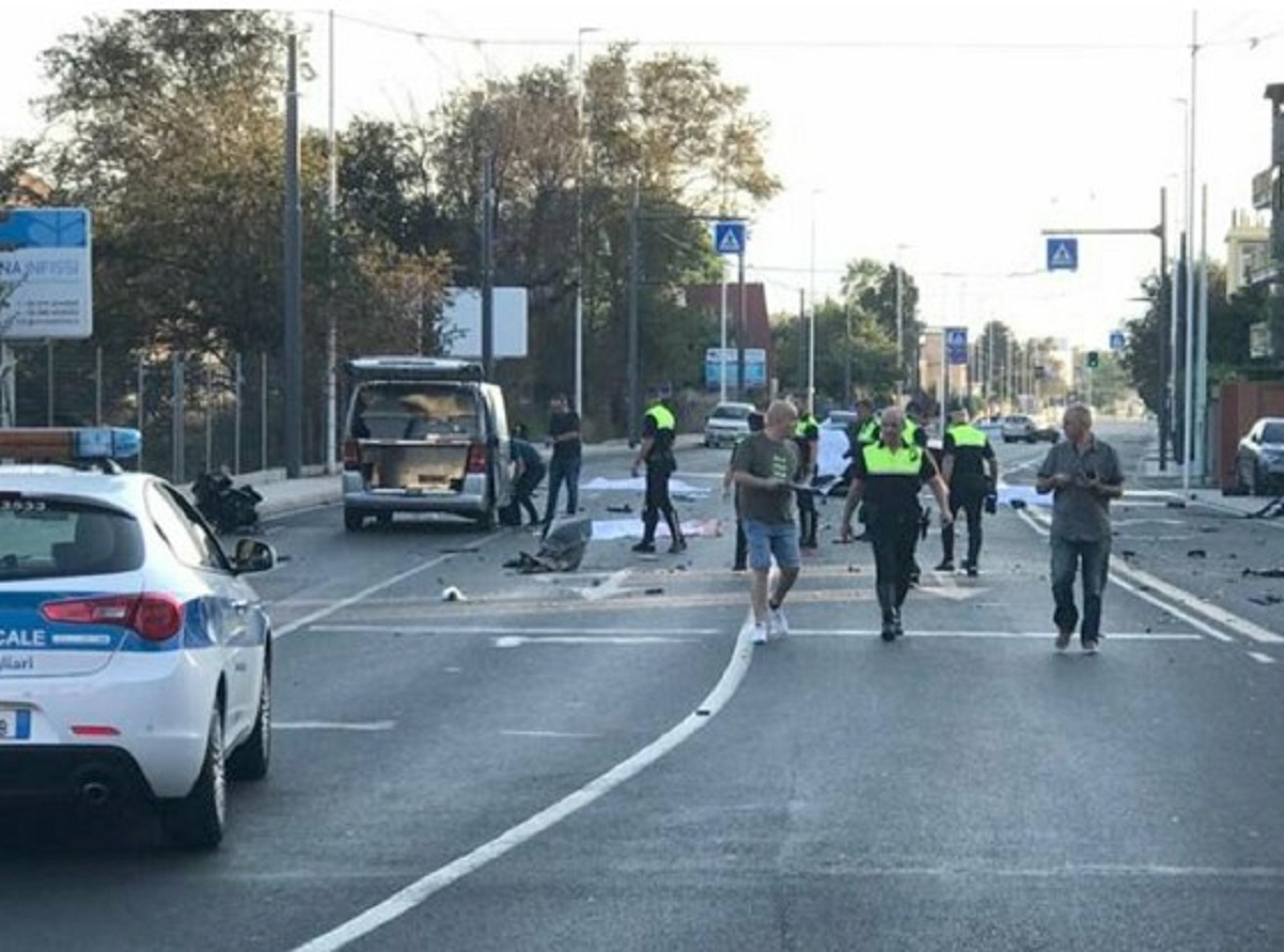 Cagliari terribile incidente stradale morti quattro ragazzi 