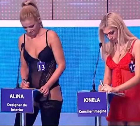 Le donne bionde sono meno intelligenti delle more? Ecco il quiz (assurdo)  dove 50 signorine poco vestite si sfidano - Caffeina Magazine