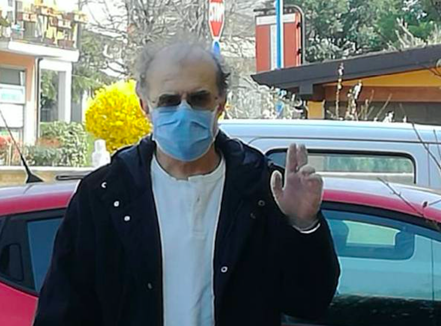 Coronavirus, l'ex deputato Sberna: "Salvo grazie all'ossigeno tolto a un 80enne"