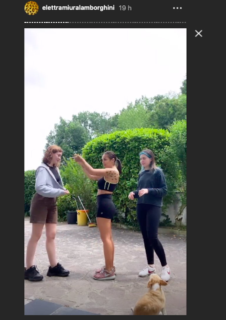 Elettra Lamborghini Presenta Le Sorelle Flaminia E Lucrezia Su Il Video 