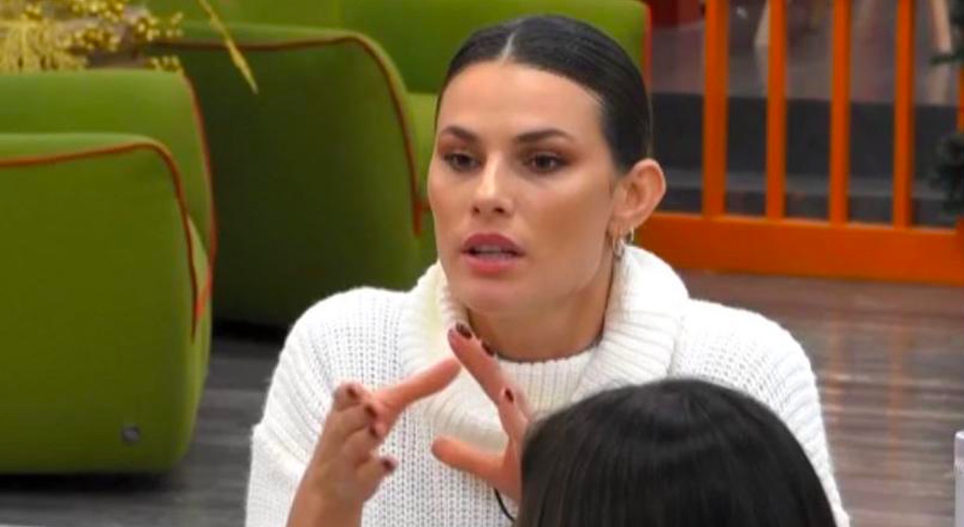 “Le piaceva, me l'ha detto”. GF Vip, Dayane Mello smaschera la sua 'amica speciale' Rosalinda