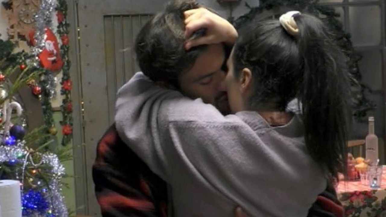 Sono Fidanzata Ma Penso Ad Un Altro