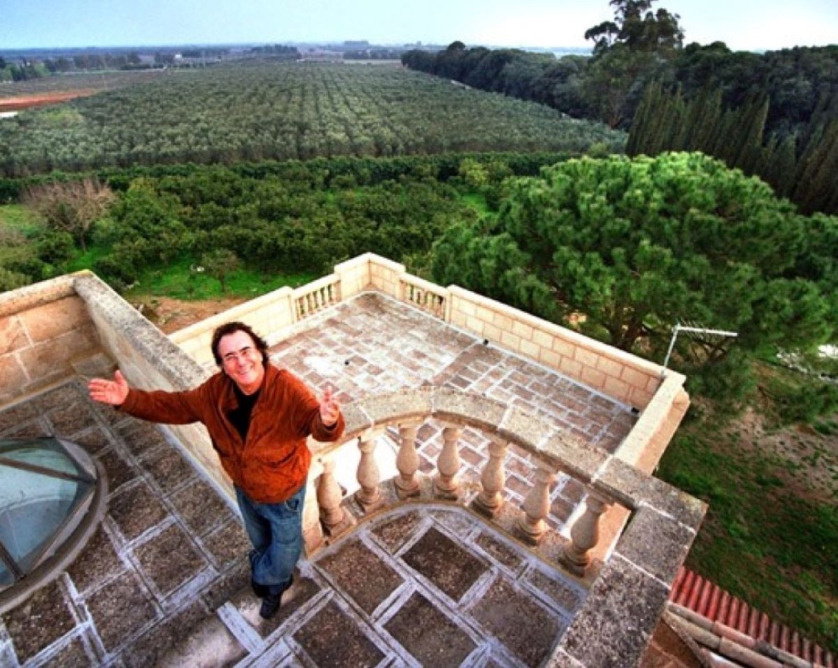 Albano Carrisi Tenuta Cellino San Marco Quanto Costa Soggiornare