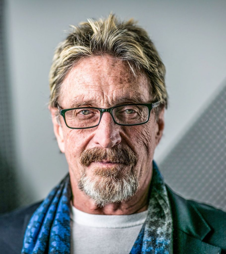 John McAfee morto suicida