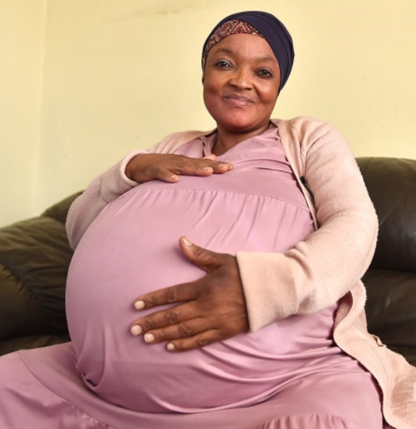  Gosiame Thamara Sithole 10 gemelli