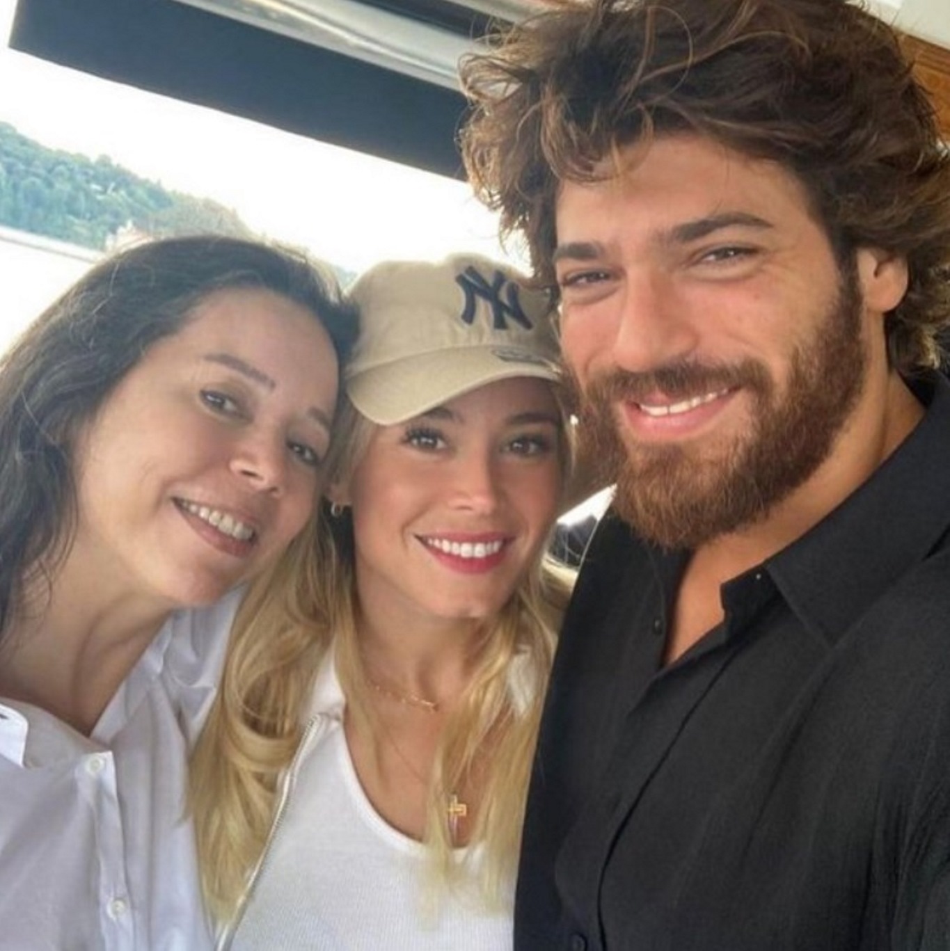 diletta leotta can yaman mamma guldem