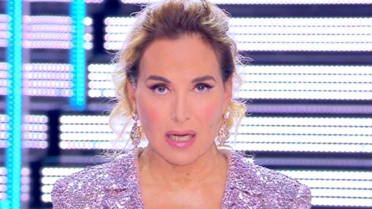 Barbara D'Urso Domenica Live Perché è stata cancellata Pier Silvio Berlusconi