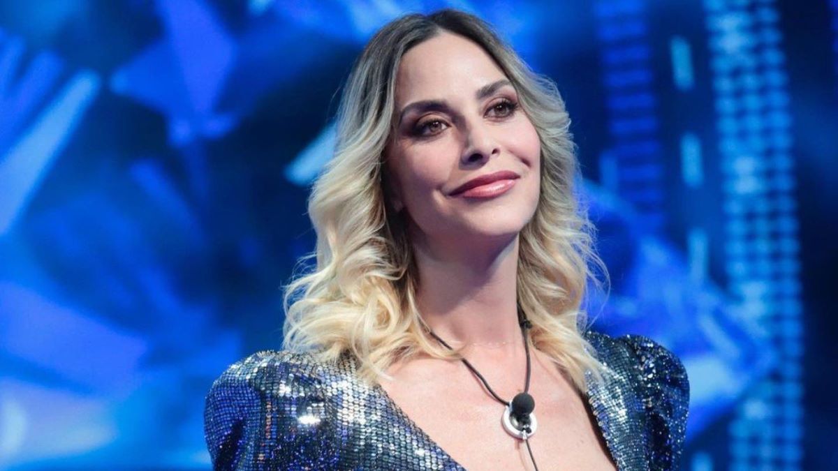 Stefania Orlando Annuncio Incontro Fan