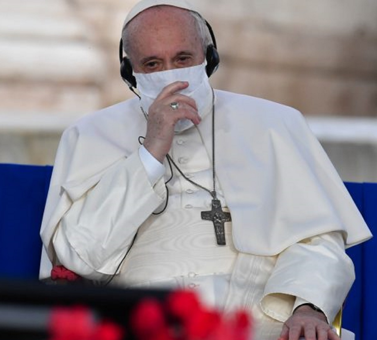 Papa Francesco ricovero notizia condizioni di salute Angelus 