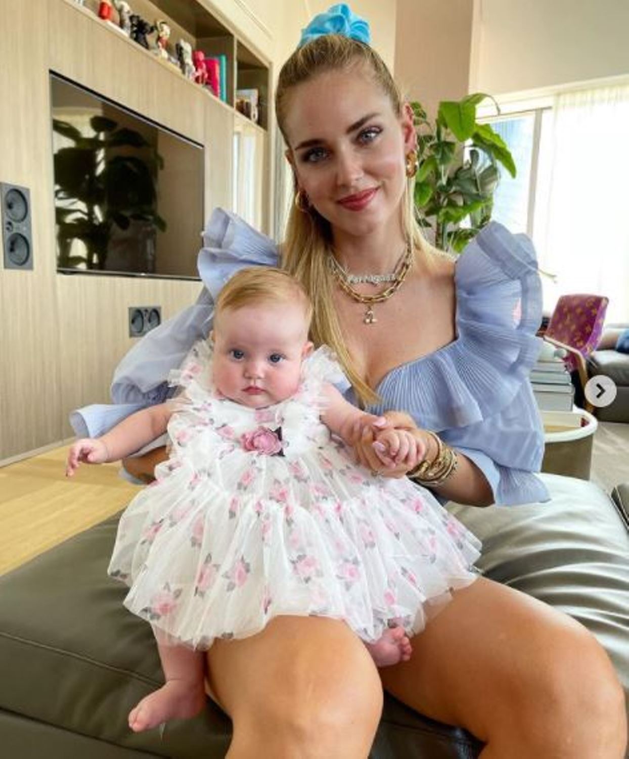 chiara ferragni figlia vittoria ballerina abito prezzo
