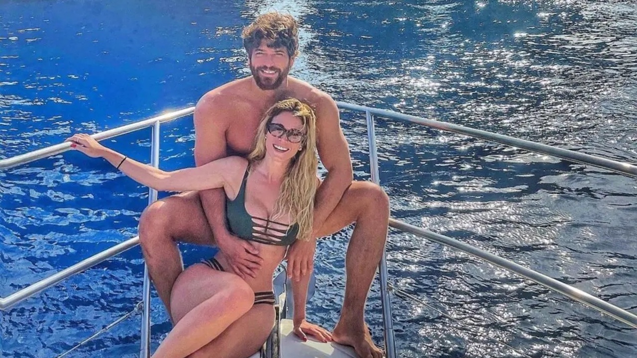 Can Yaman rissa paparazzi turchia