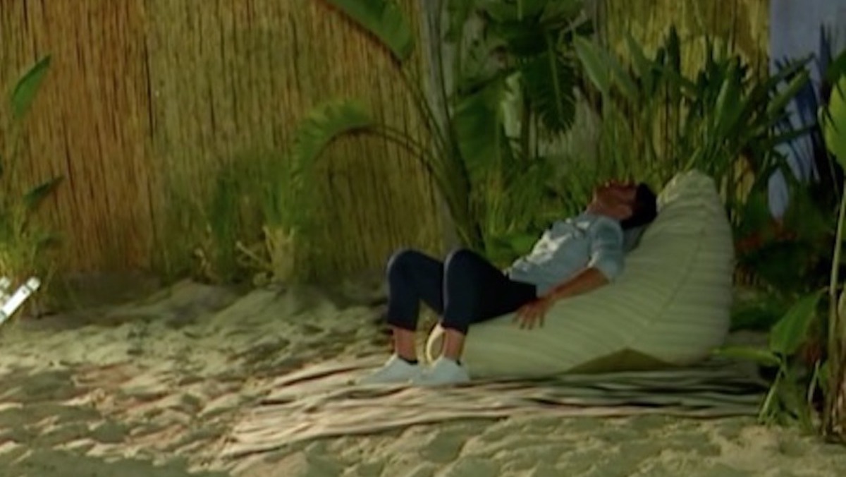 temptation island 2021 ste pugni cuscino