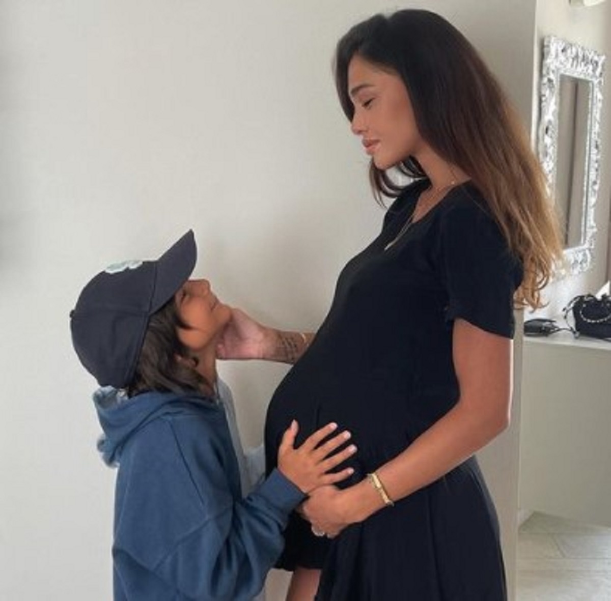 Belen Rodriguez racconto gravidanza Antonino Spinalbese 