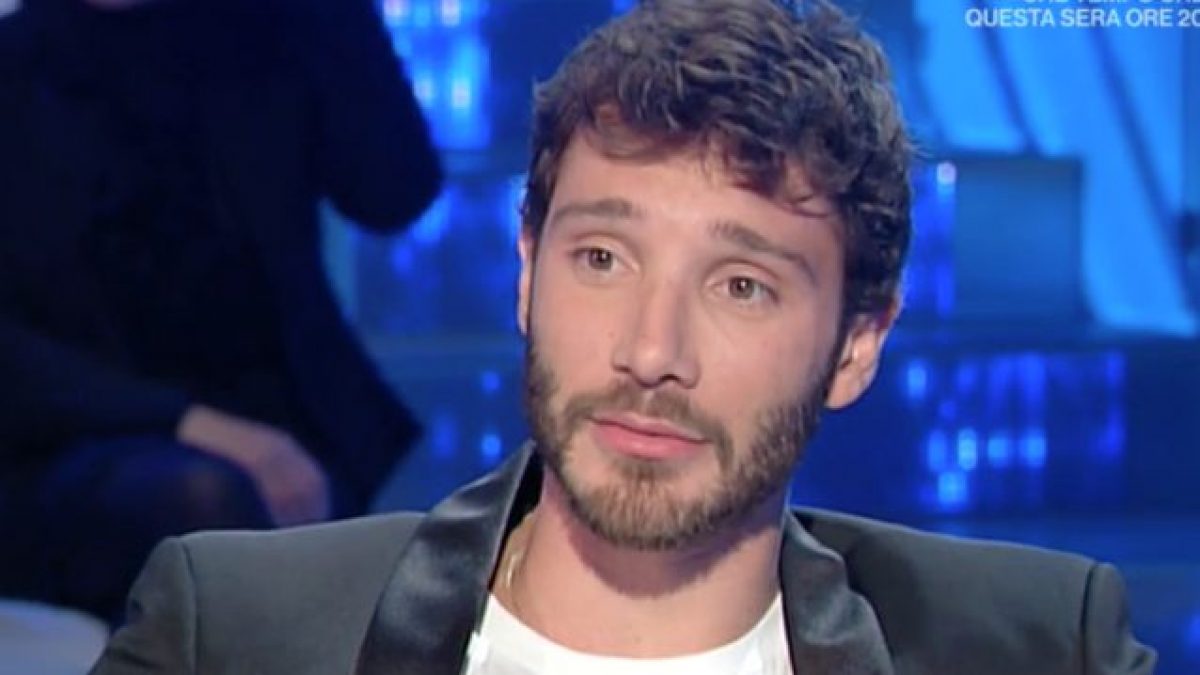 Stefano De Martino Via Amici Elodie Successore