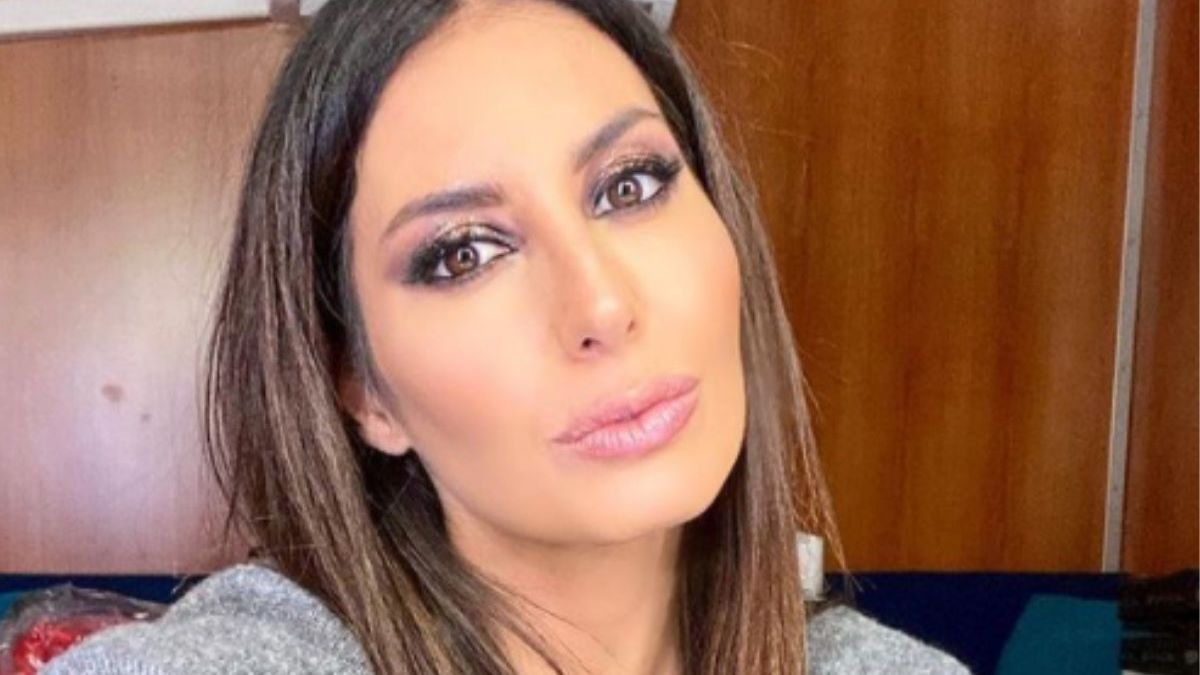 Elisabetta Gregoraci Salta Programma Mediaset Honolulu Cachet Elevato