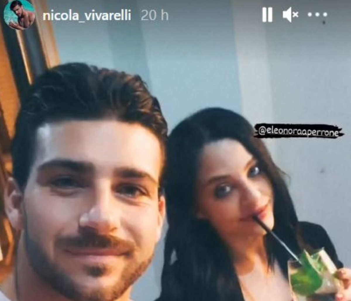 Nicola Vivarelli vacanza Puglia donna compagnia 