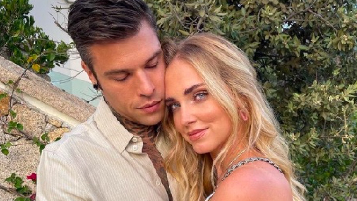Chiara Ferragni, Fedez lancia lo zaino per la scuola: \
