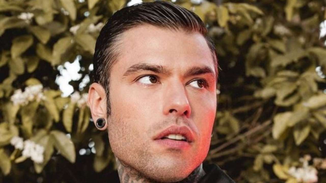 fedez concerto sardegna polemiche