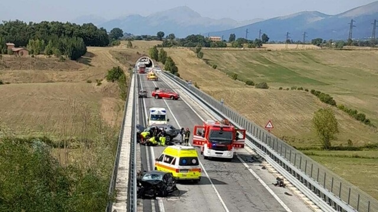 incidente mortale flaminia feriti