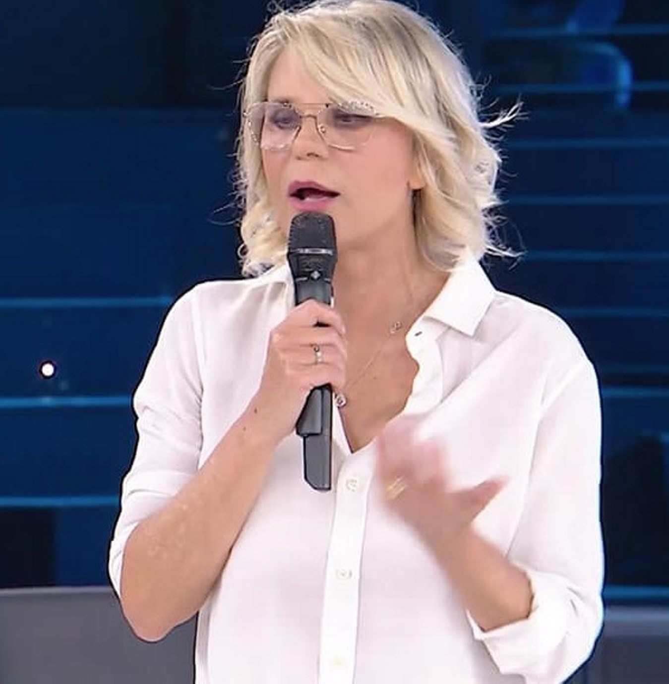 lorella cuccarini amici 21 polemiche