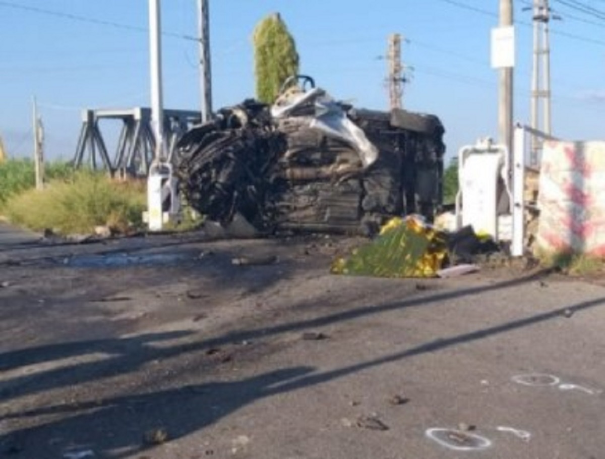 Catania soldatesse morte incidente auto ribaltata