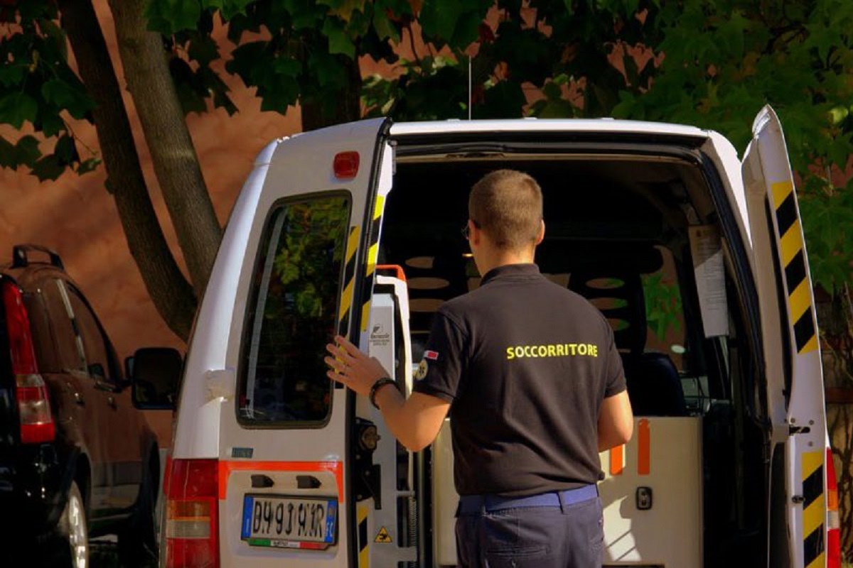 Catanzaro incidente scontro frontale Massimiliano Ceccarelli Antonio Costantino vigilanti