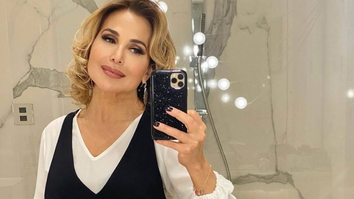Barbara D'Urso Dedica Pippo Baudo
