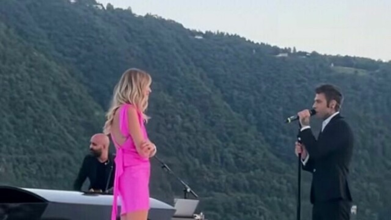 Chiara Ferragni anniversario fedez canzone