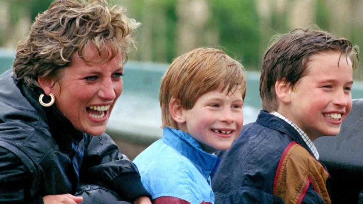 Lady Diana Trasferimento Malibu Harry William