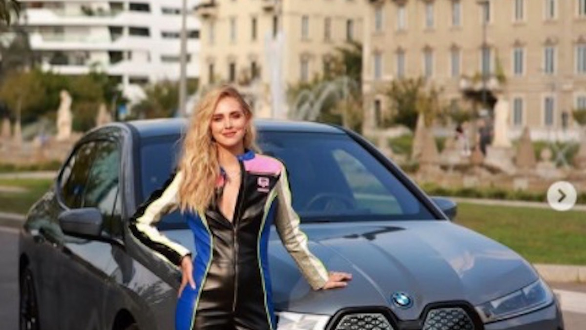 chiara ferragni prezzo tuta moto