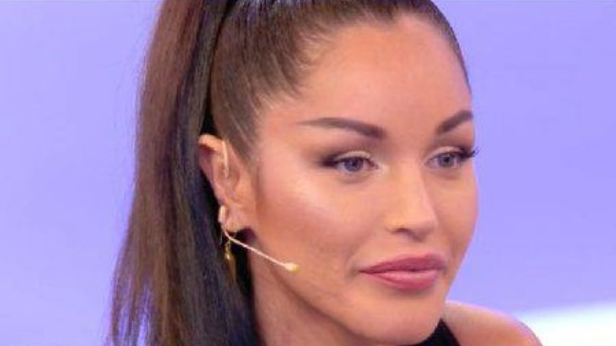 delia duran risposta alex belli