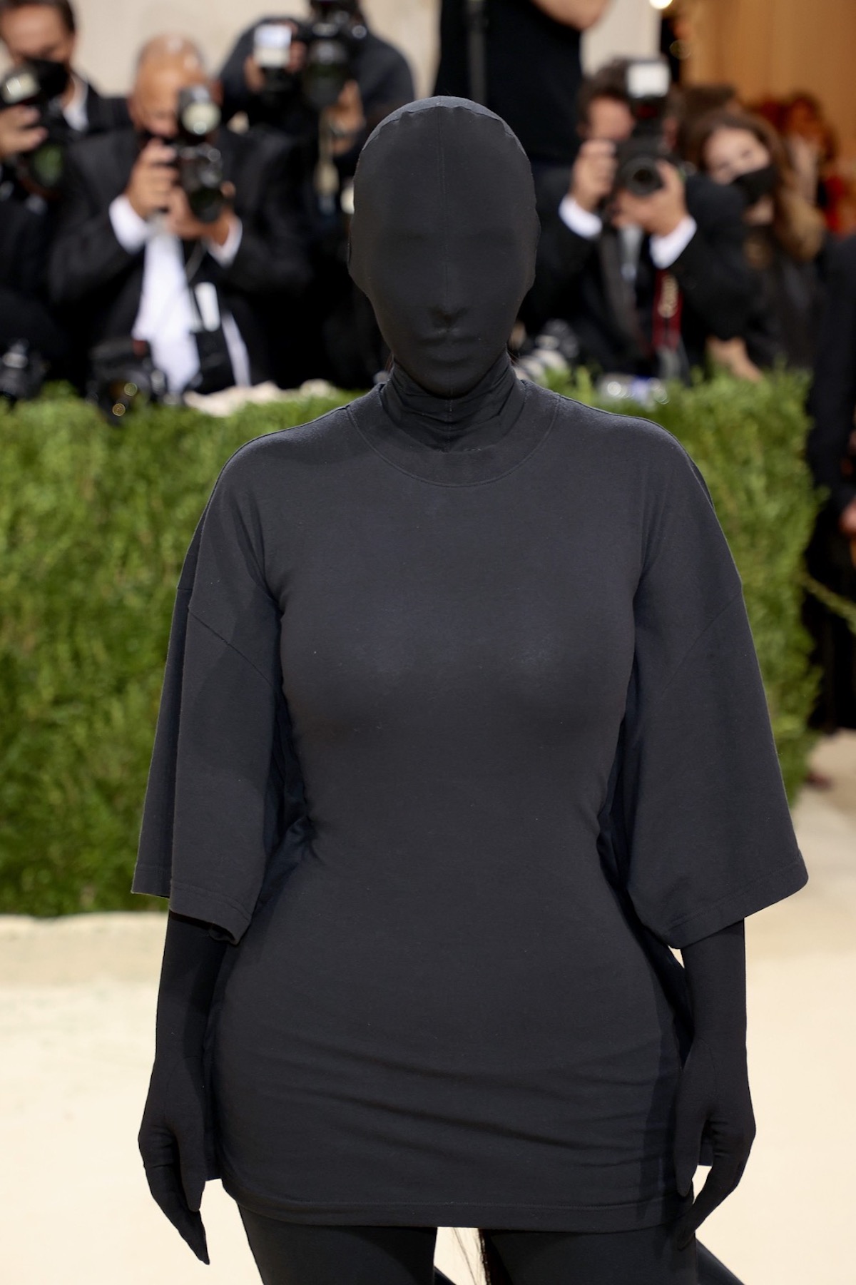 kim Kardashian irriconoscibile Met gala 2021