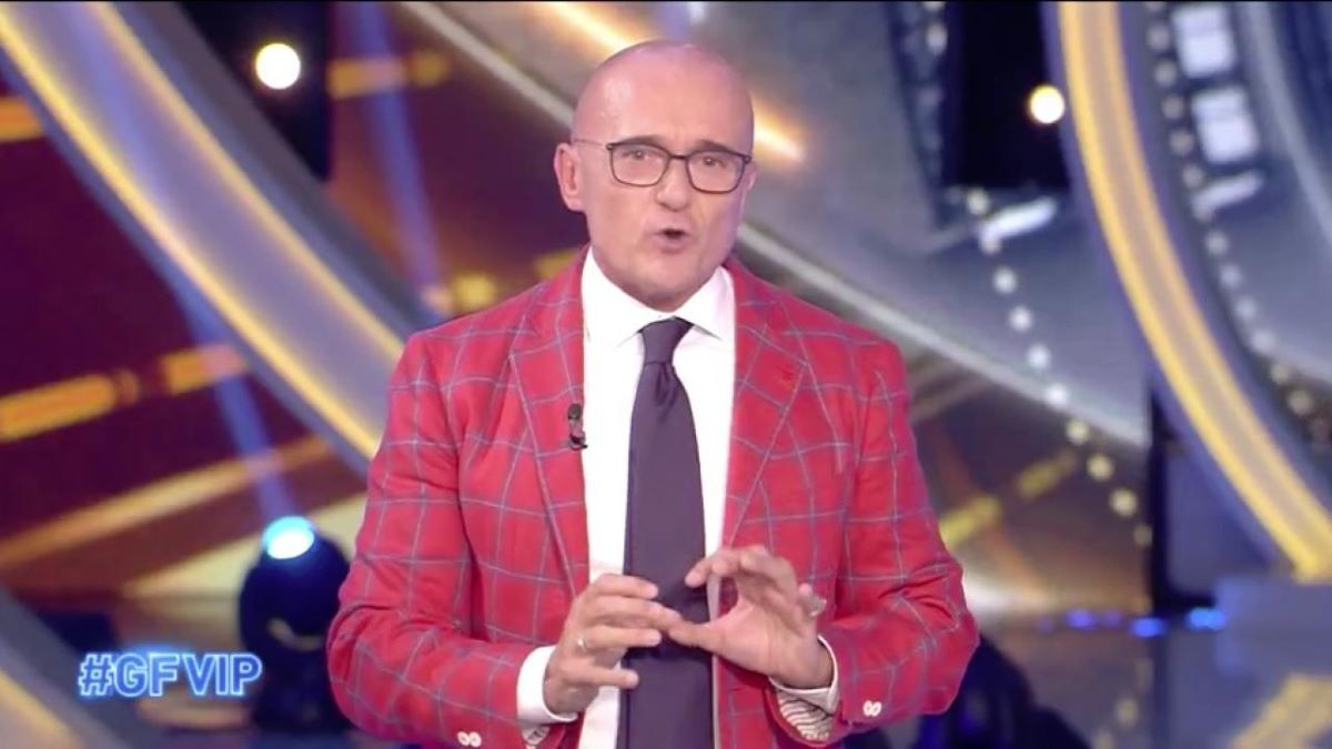 GF Vip 6 Contenitori Pomeriggio 5 Mattino 5