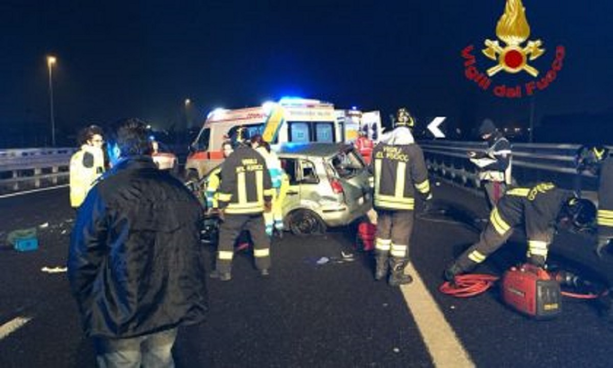 Milano Tangenziale Ovest incidente morto 24enne