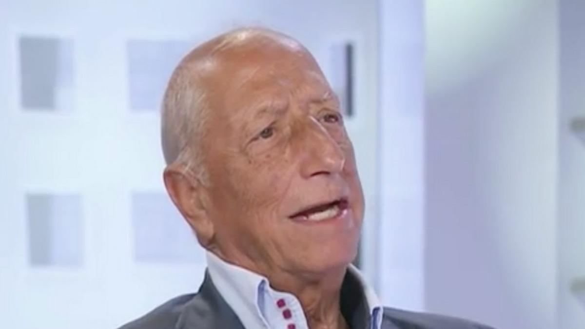 Pippo franco denuncia green pass falso