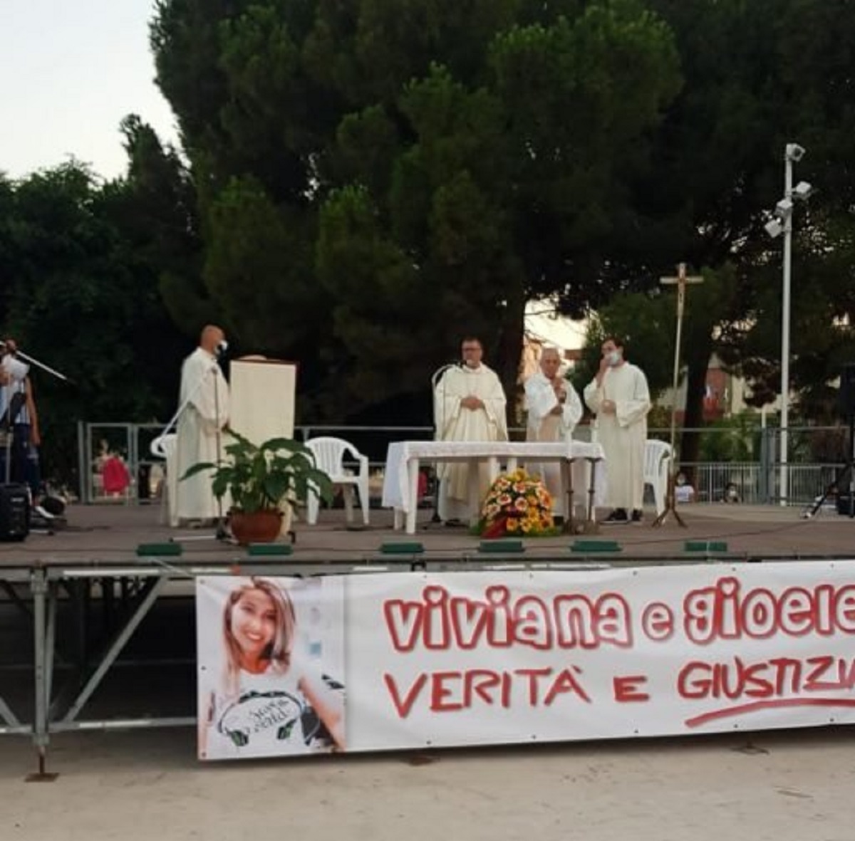 Viviana Parisi Gioele Mondello funerali duomo Messina