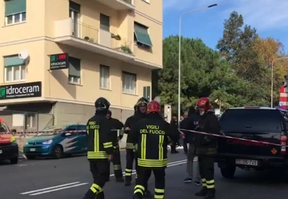 Genova allarme bomba situazione