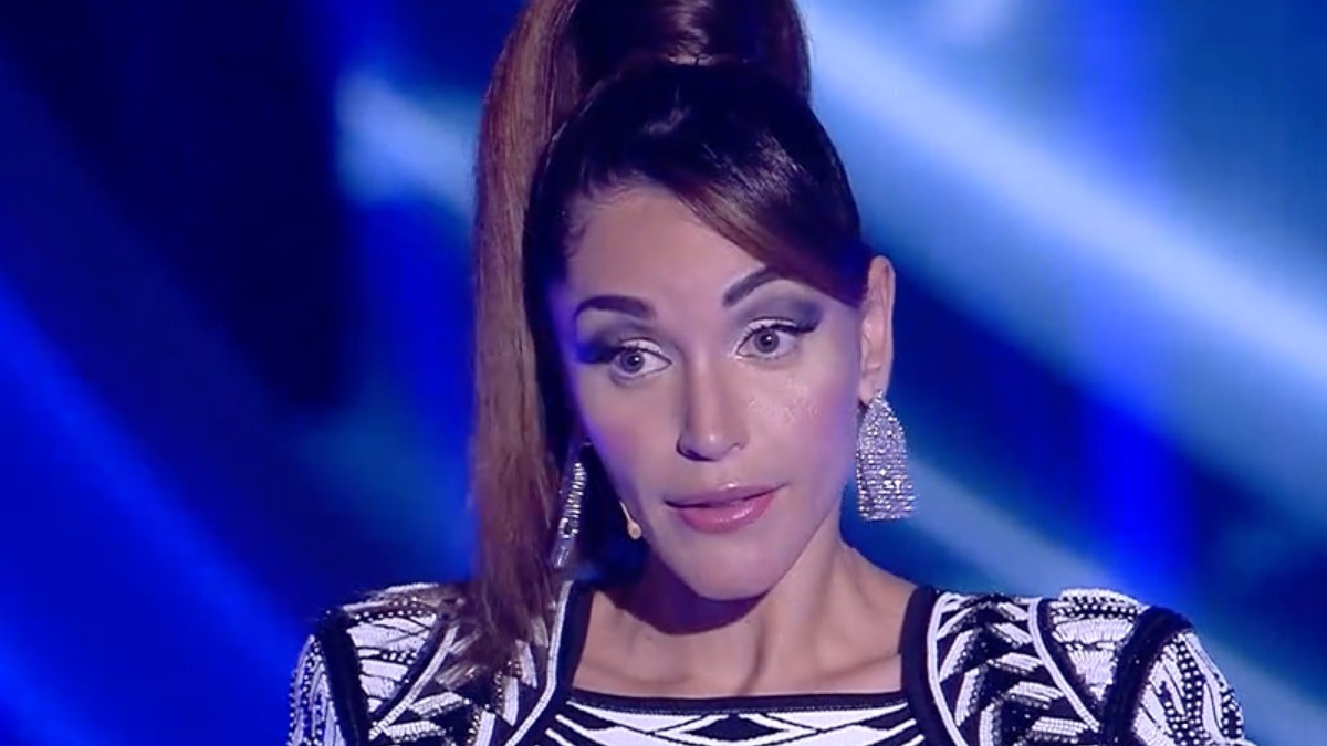"Pessimi e falsi". GF Vip 6, Delia Duran entra in casa ma con Alex Belli e Soleil Sorge succede l'impensabile
