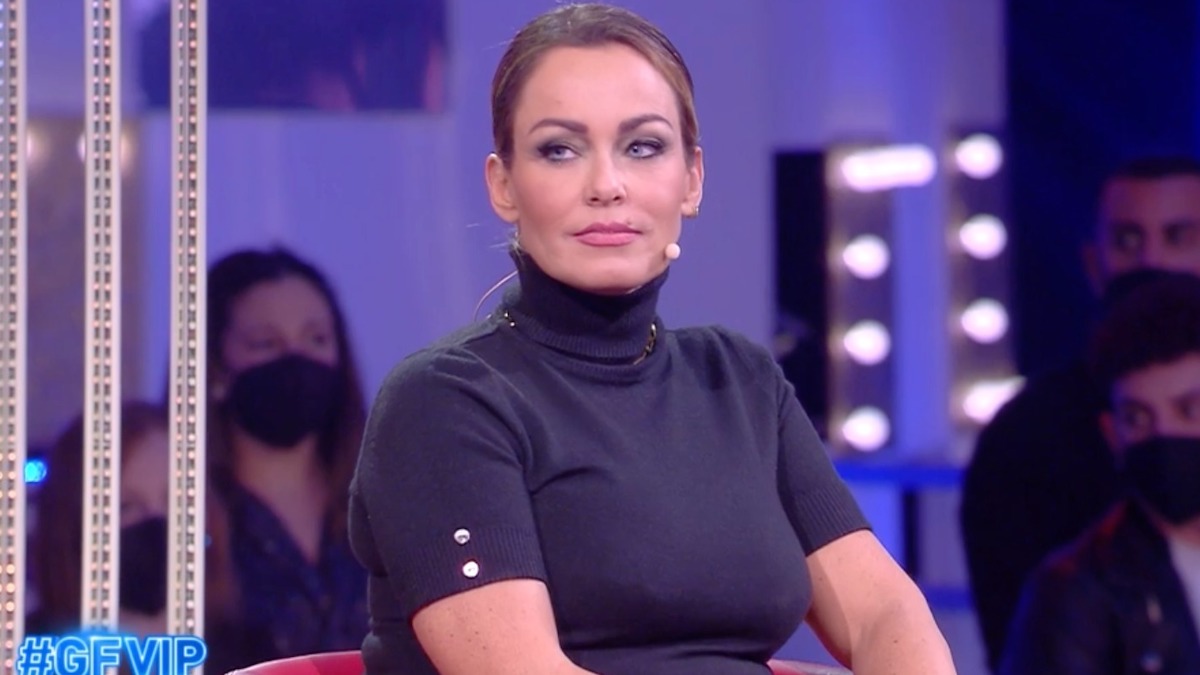 sonia bruganelli look gf vip 6
