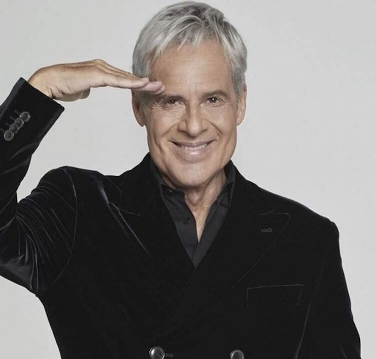 Iva Zanicchi Claudio Baglioni Uè flop suicidarsi
