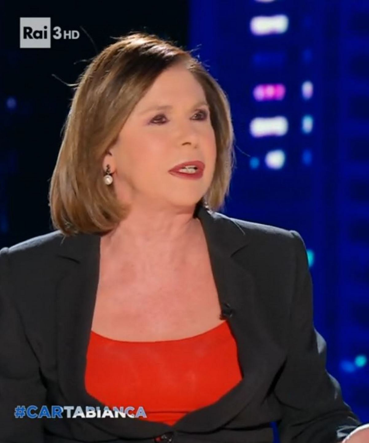 bianca berlinguer caos studio ospite ti caccio