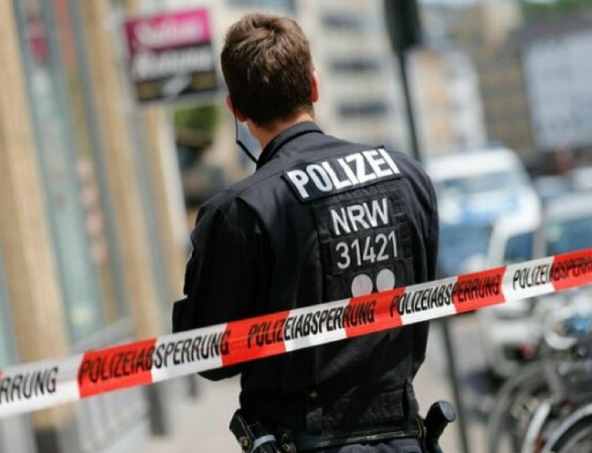 Germania 5 morti scoperta casa famiglia omicidio