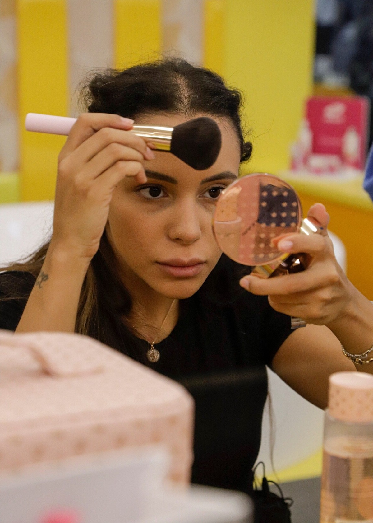 jessica selassié quanto spende al mese